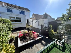 Photo 30- click for photo gallery